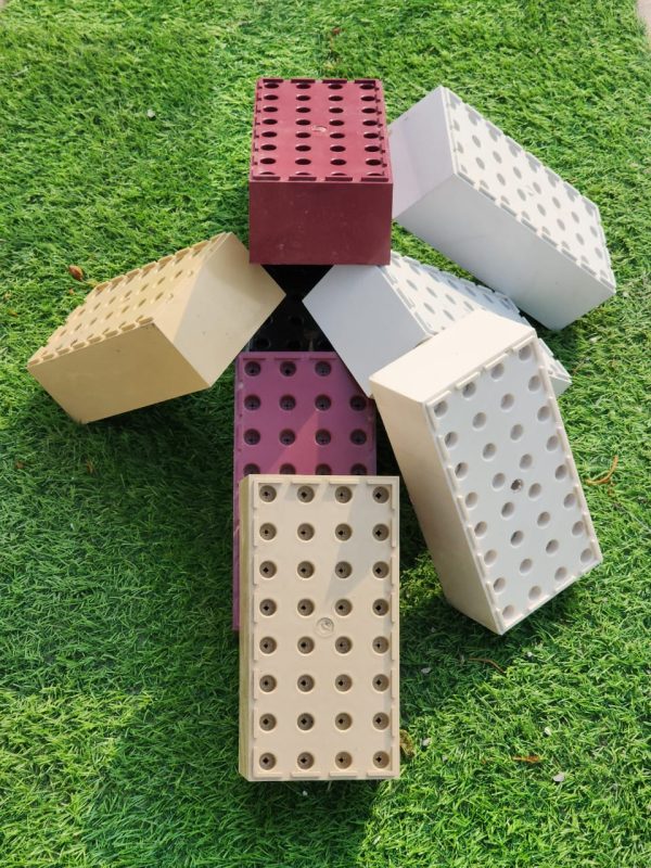 Plastic Bricks - Image 5